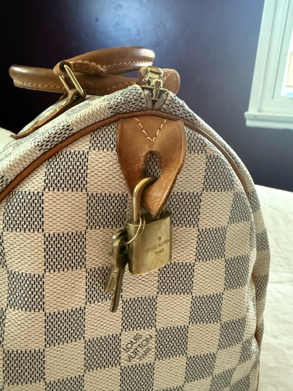 Louis Vuitton Speedy 30 Damier Azur – Authentic w/ Receipt – Clean Exterior - Picture 8 of 16